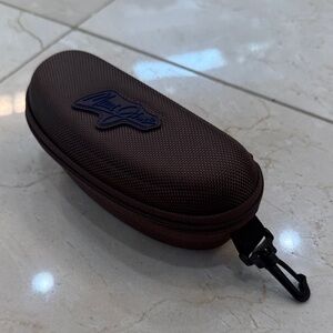 Maui Jim Brown Glasses Case with Clip